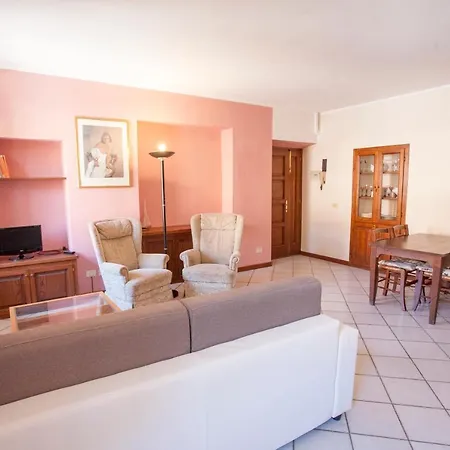 Quadrilocale Centro Storico Apartment